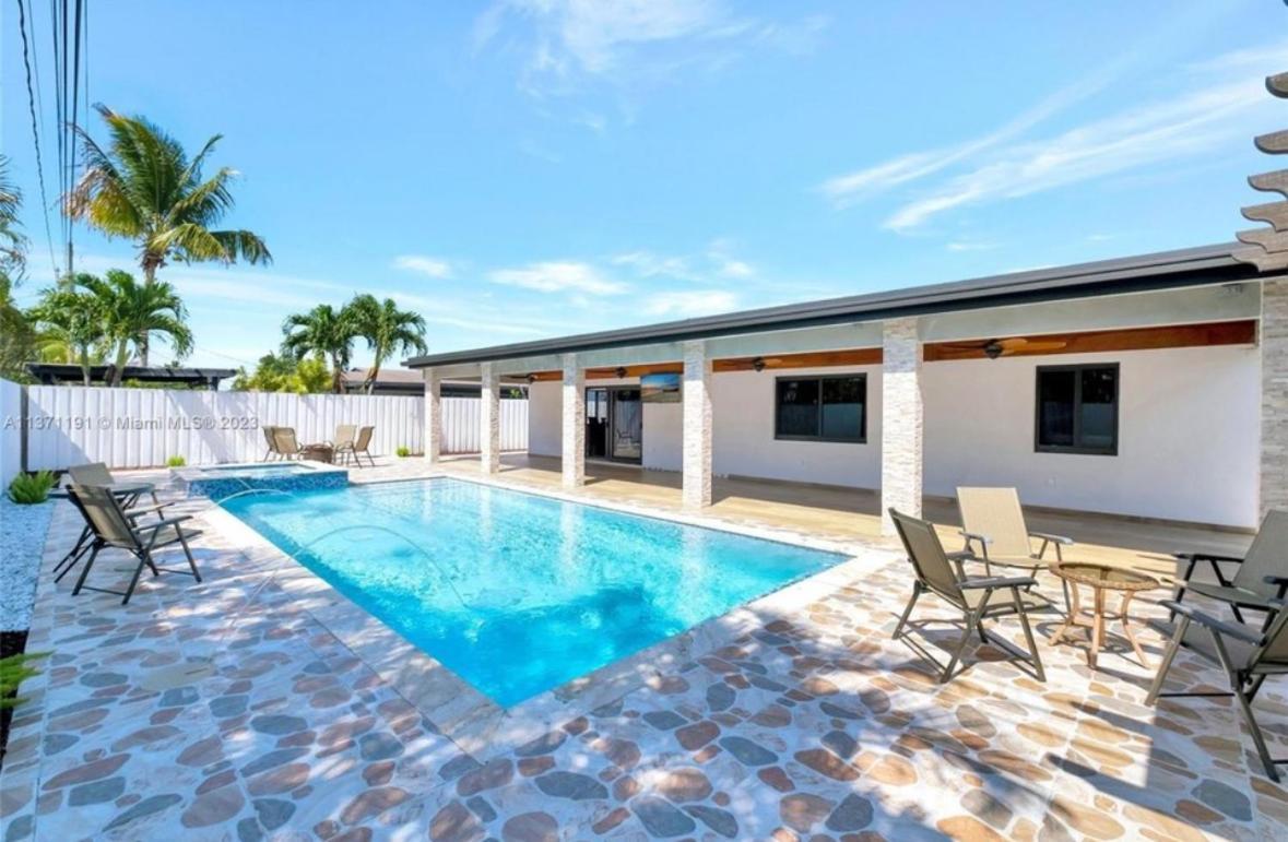 Villa Heated Pool Hot Tub Miami Exterior foto