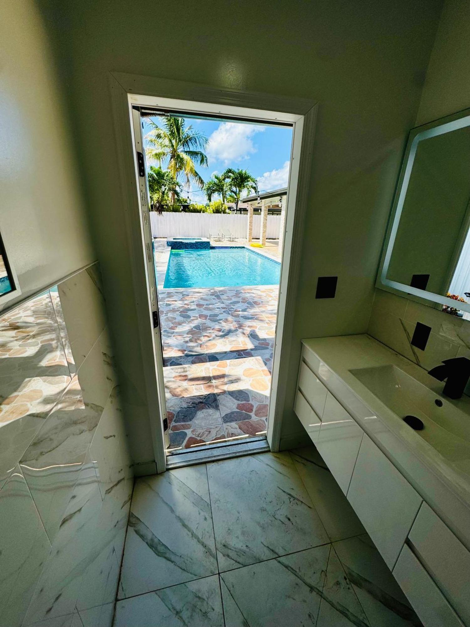 Villa Heated Pool Hot Tub Miami Exterior foto