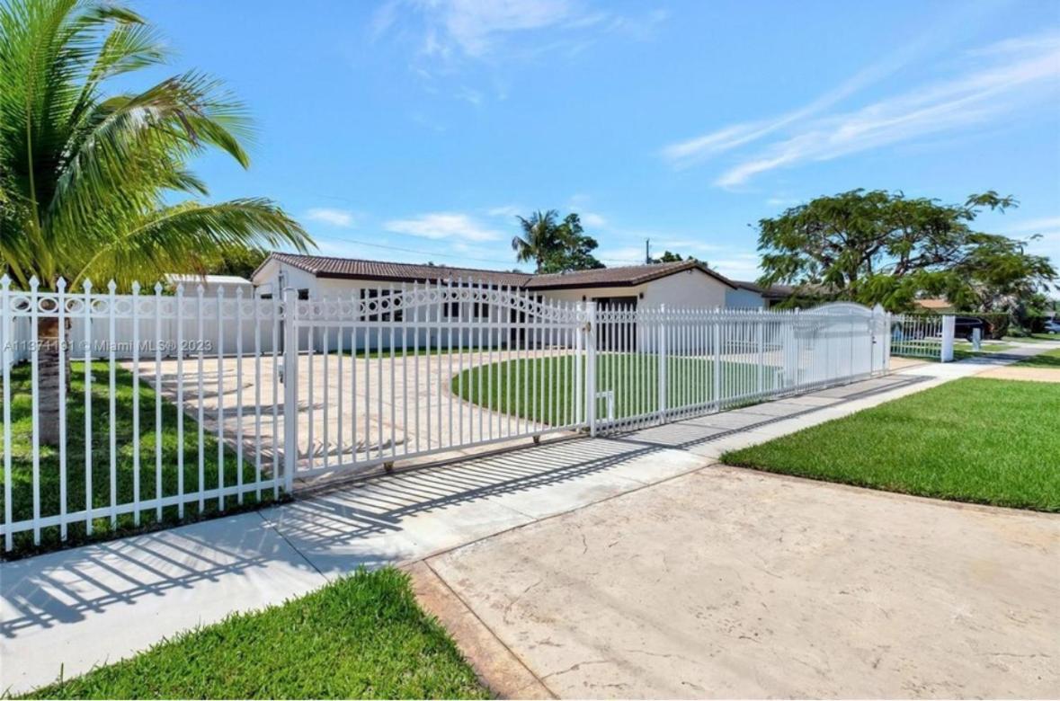 Villa Heated Pool Hot Tub Miami Exterior foto