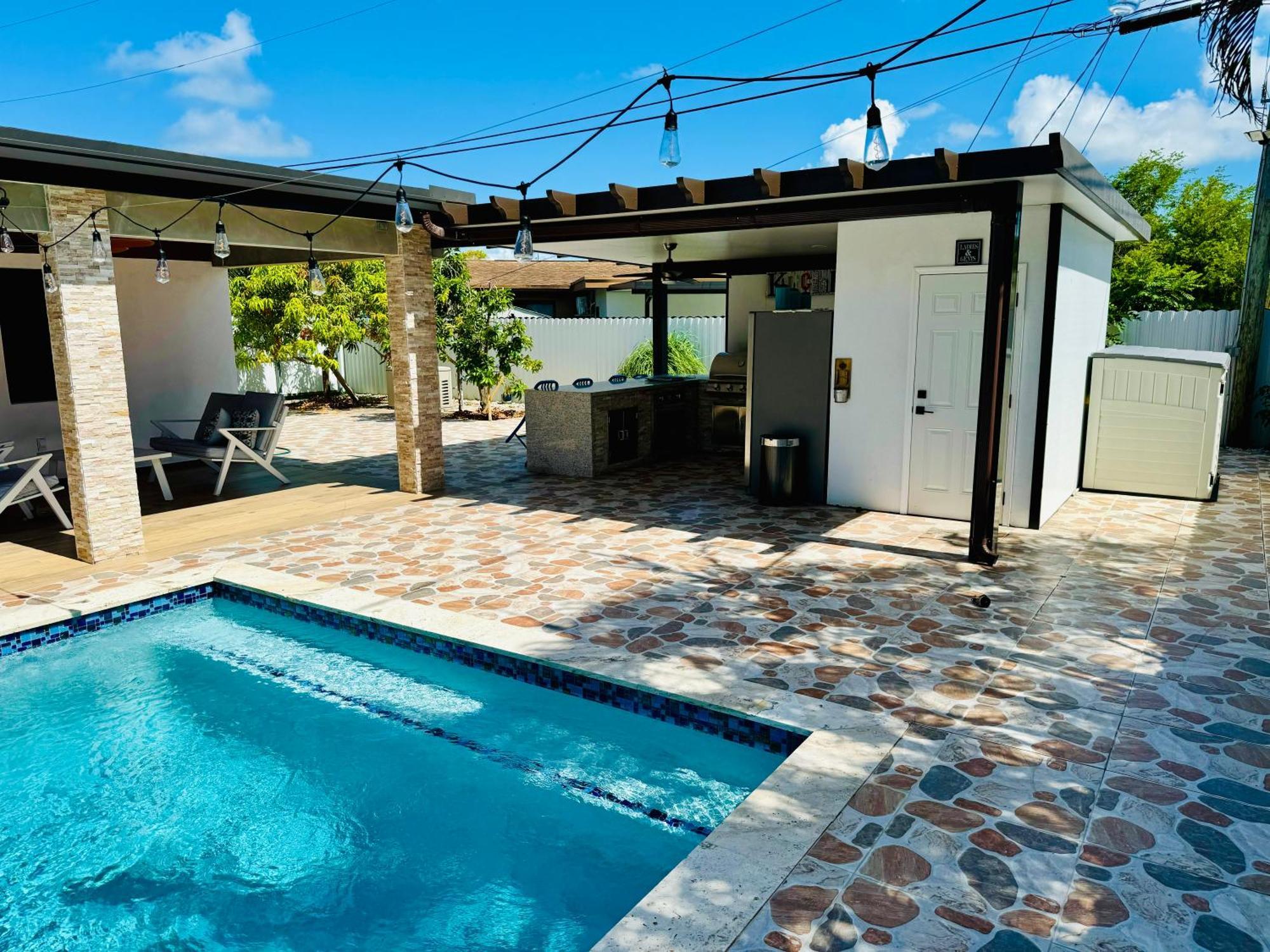Villa Heated Pool Hot Tub Miami Exterior foto