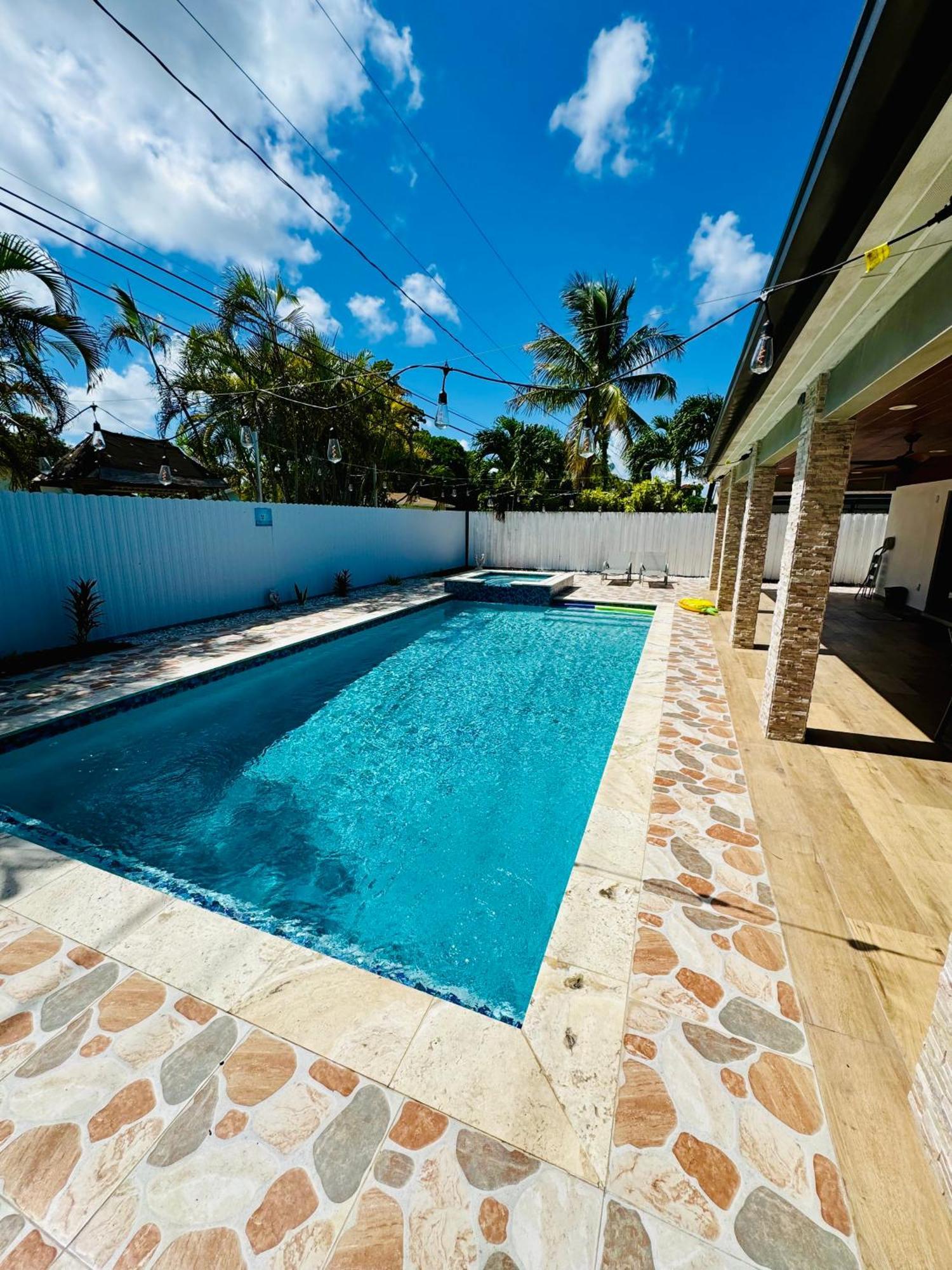 Villa Heated Pool Hot Tub Miami Exterior foto