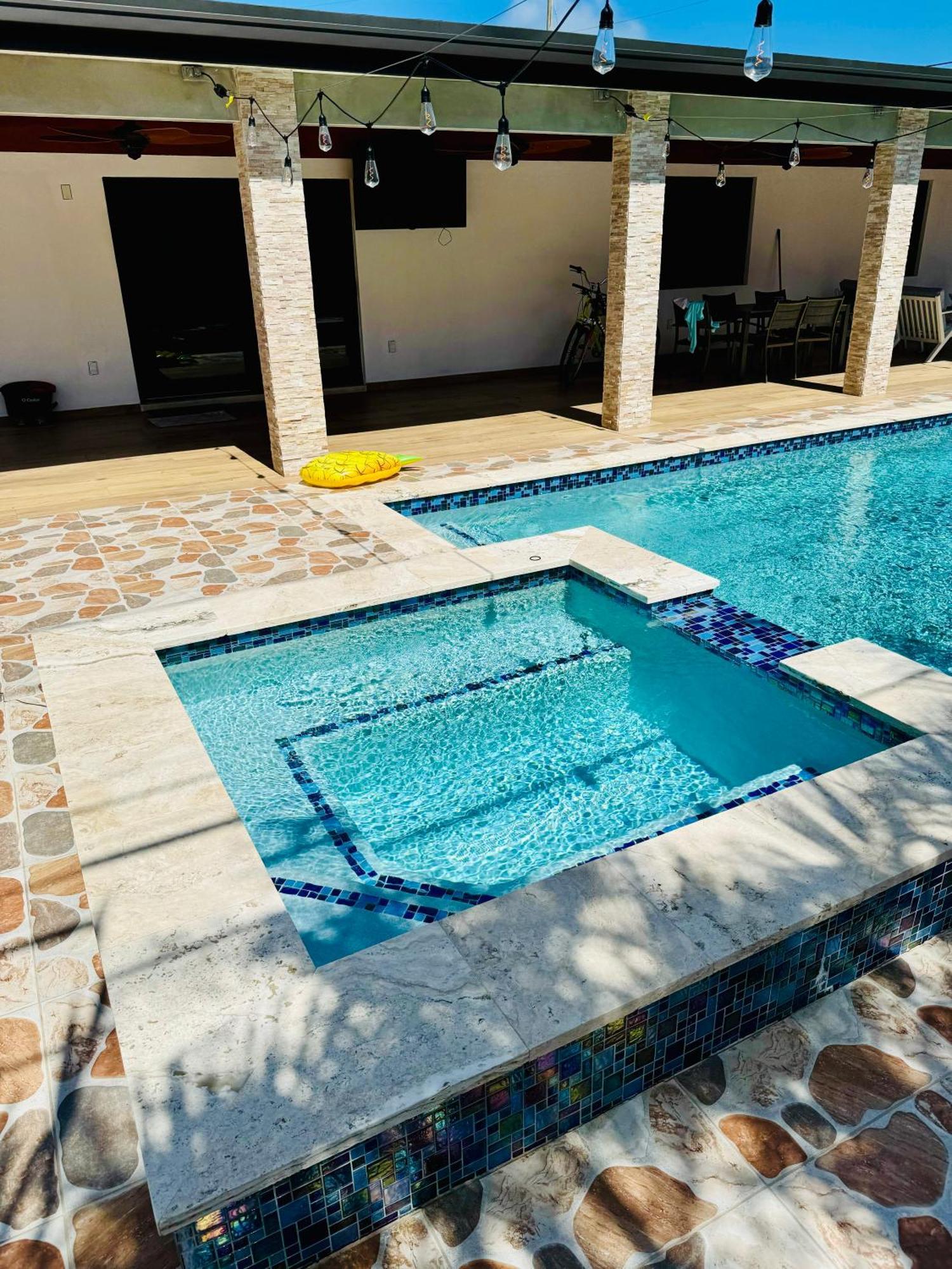 Villa Heated Pool Hot Tub Miami Exterior foto