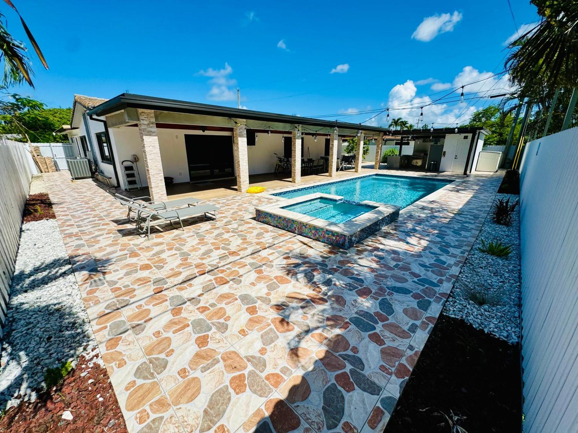 Villa Heated Pool Hot Tub Miami Exterior foto